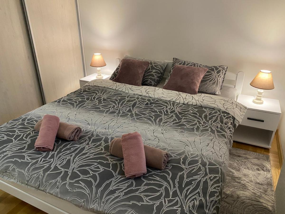 Iskra Apartment Banja Luka Bagian luar foto