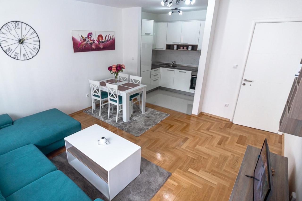 Iskra Apartment Banja Luka Bagian luar foto